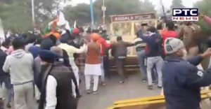 Farm bills: Haryana Police uses water cannon on farmers Chandigarh-Delhi highway