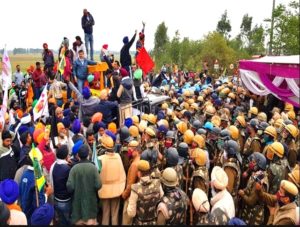 Farmers Protest : Farmers will spend the night in Gharonda Mandi Karnal
