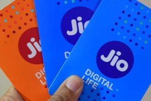 Jio to Offer Free Voice Calls to Other Networks Starting January 1