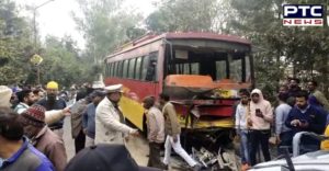 Bus and Car between Collision on Mukerian-Talwara road due to dense fog