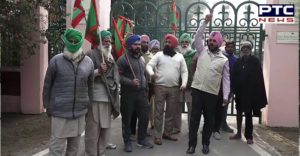 Farmers stop shooting of Bollywood actor Janhvi Kapoor Film in Patiala