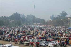 Farmers attend mahapanchayat in Muzaffarnagar । Rakesh tikait at Ghazipur border