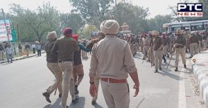 Teachers Protest Moti Mahal in Patiala, police lathicharge on Female Teacher