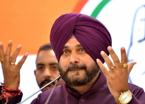CM Amarinder Singh to attend event to install Navjot Singh Sidhu as Punjab Congress chief