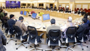 GST Council Meeting GST readymade clothes footwear, जीएसटी काउंसिल मीटिंग, रेडिमेट गार्मेंट, फुटवियर, जीएसटी