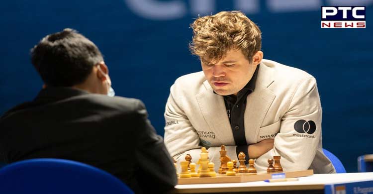 Enquanto Praggnanandhaa e Magnus Carlsen lutavam pelo primeiro