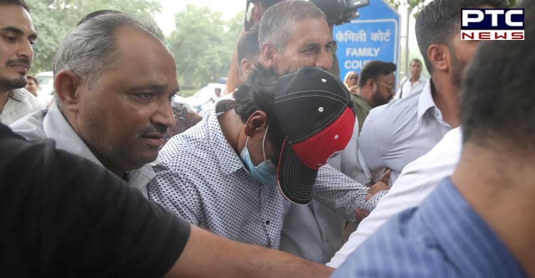 Delhi court grants bail to Mohd Zubair in objectionable tweet case