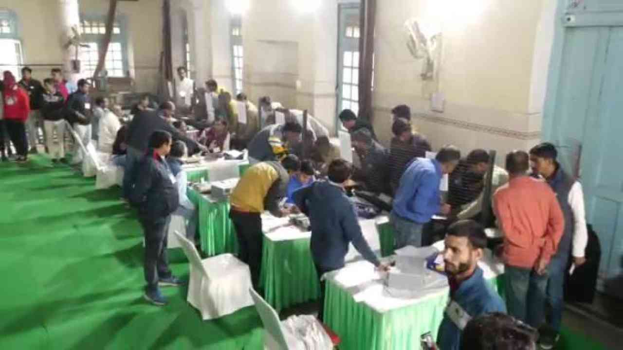 हरियाणा जिला परिषद मतगणना LIVE:  नायब सैनी की पत्नी चुनाव हारीं, गैंगस्टर राजेश सरकारी की पत्नी जीती