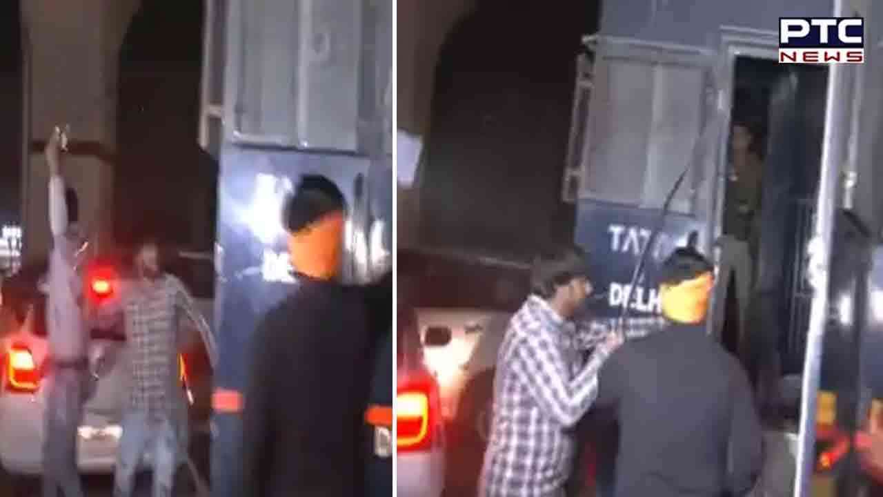 Shraddha murder case: Police vehicle carrying Aaftab Poonawala attacked