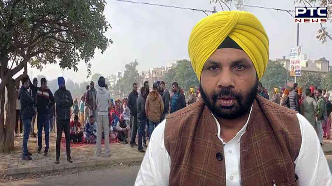 ਸਰਕਾਰ ਖ਼ਿਲਾਫ ਮ੍ਰਿਤਕ ਆਸ਼ਰਿਤ ਸੰਘਰਸ਼ ਕਮੇਟੀ ਦਾ ਹੱਲਾ ਬੋਲ, ਸੰਘਰਸ਼ ਦੀ ਚਿਤਾਵਨੀ