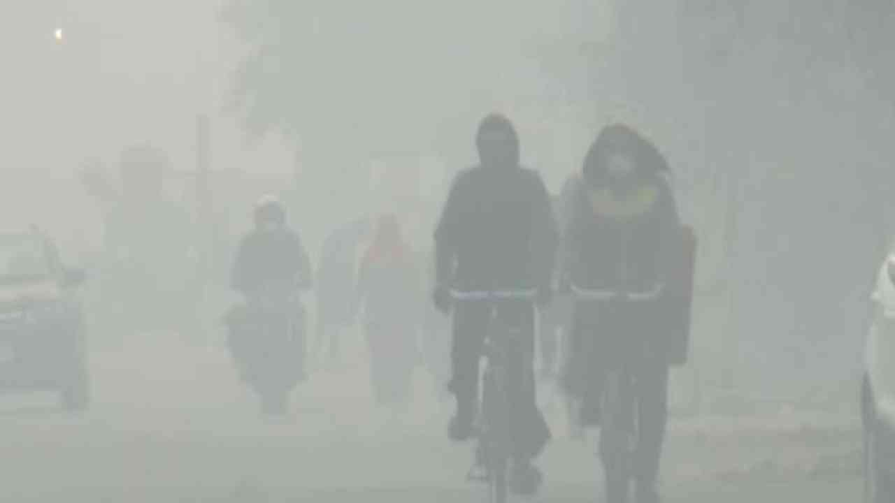 दिल्ली में शिमला से भी ज्यादा ठंड, जानिए कैसा रहेगा आने वाले दिनों में मैदानी इलाकों का मौसम