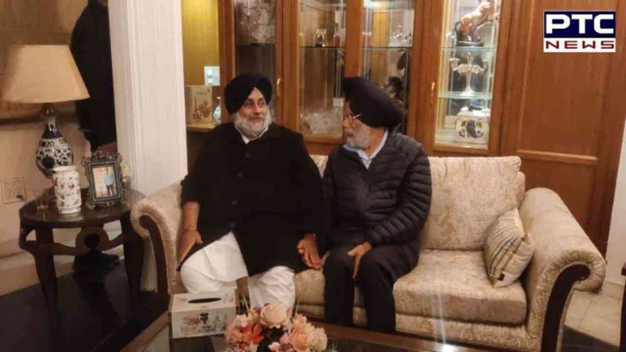 ਸੁਖਬੀਰ ਸਿੰਘ ਬਾਦਲ ਨੇ ਦਰਸ਼ਨ ਸਿੰਘ ਧਾਲੀਵਾਲ ਨੂੰ ਮਿਲ ਪਰਵਾਸੀ ਭਾਰਤੀ ਐਵਾਰਡ ਮਿਲਣ 'ਤੇ ਦਿੱਤੀ ਵਧਾਈ