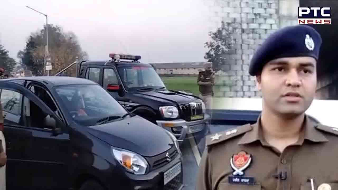 Police Naka in Gurdaspur: ਗੁਰਦਾਸਪੁਰ ’ਚ ਅਣਸੁਖਾਵੀਆਂ ਘਟਨਾਵਾਂ ਨੂੰ ਰੋਕਣ ਲਈ ਲਾਏ ਗਏ ਨਾਕਿਆਂ ਦਾ SSP ਨੇ ਲਿਆ ਜਾਇਜ਼ਾ