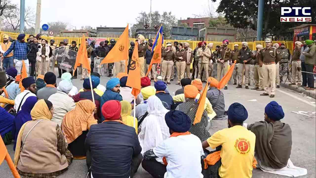 ਚੰਡੀਗੜ੍ਹ-ਮੁਹਾਲੀ ਸਰਹੱਦ 'ਤੇ ਹਿੰਸਾ: 2 ਵਕੀਲਾਂ 'ਤੇ ਕੇਸ ਕਰਨ ਖ਼ਿਲਾਫ਼ ਚੰਡੀਗੜ੍ਹ ਅਦਾਲਤ 'ਚ ਕੰਮਕਾਜ ਠੱਪ