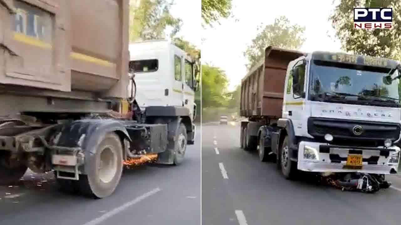 Accident Viral Video: ਸਕੂਟੀ ਨੂੰ ਦੋ ਕਿੱਲੋਮੀਟਰ ਤੱਕ ਘੜੀਸਦਾ ਲੈ ਗਿਆ ਡੰਪਰ; ਵਿੱਚ ਫੱਸਿਆ ਰਹਿ ਗਿਆ 6 ਸਾਲਾ ਮਾਸੂਮ