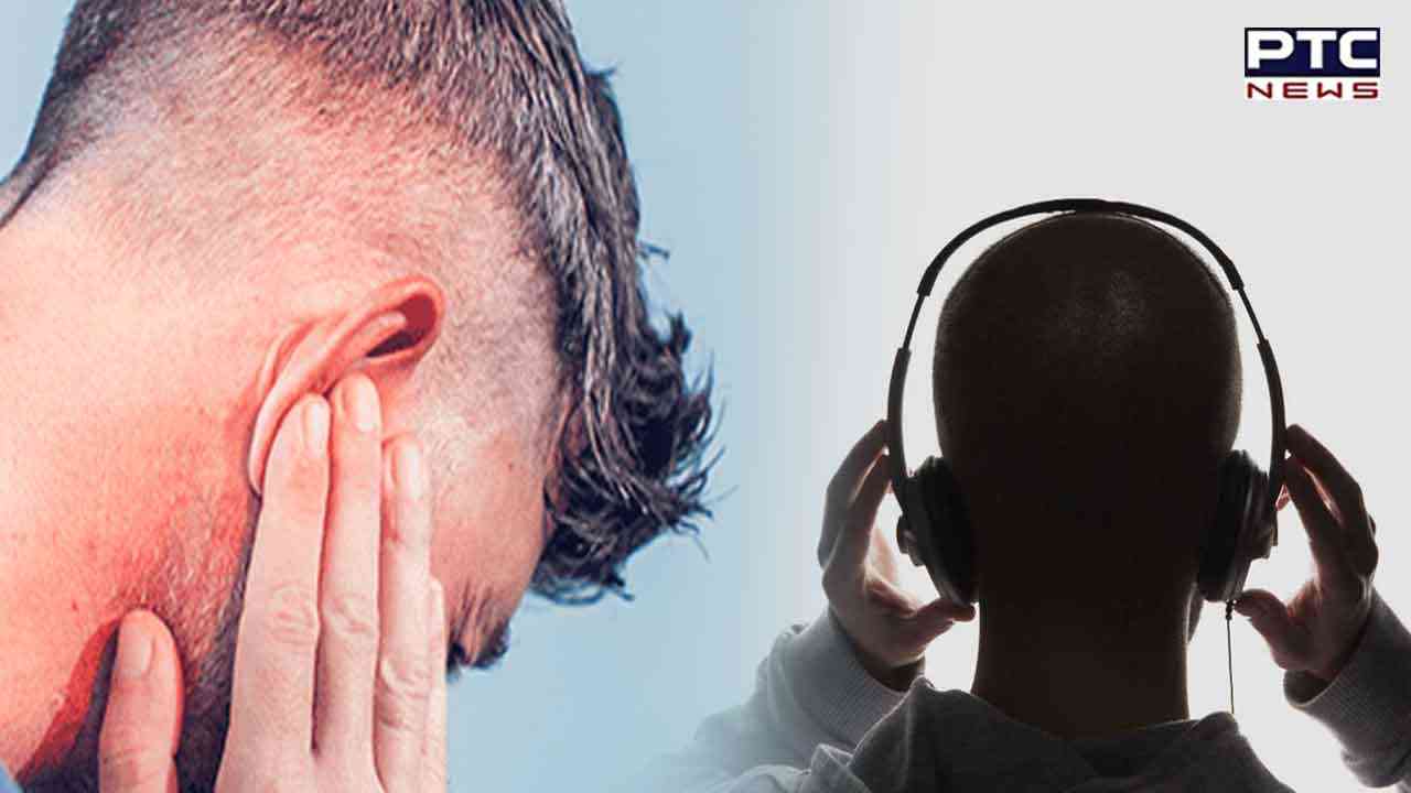 Are you also addicted to headphones?  Know its potential risks and ways to stay safe