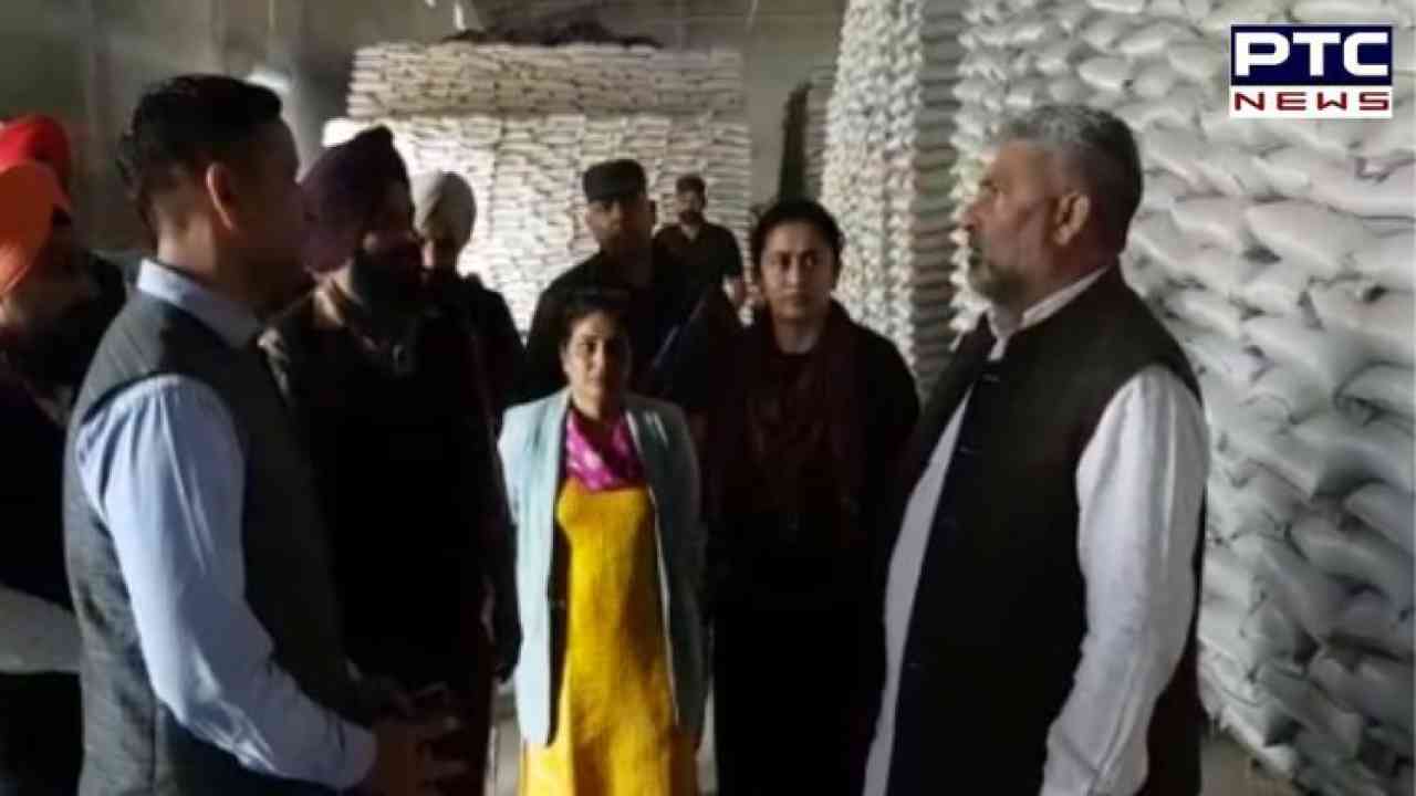 ਪਟਿਆਲਾ ’ਚ ਕੈਬਨਿਟ ਮੰਤਰੀ ਲਾਲ ਚੰਦ ਕਟਾਰੂਚੱਕ ਨੇ ਵੱਖ-ਵੱਖ ਗੋਦਾਮਾਂ ਦੀ ਕੀਤੀ ਅਚਨਚੇਤ ਚੈਕਿੰਗ