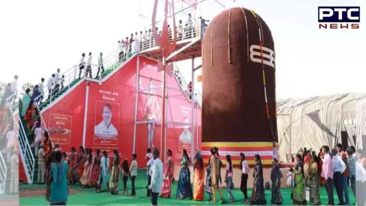 ਗੁਜਰਾਤ: 31 ਲੱਖ ਰੁਦਰਾਕਸ਼ ਨਾਲ ਬਣਿਆ 31 ਫੁੱਟ ਉੱਚਾ ਸ਼ਿਵਲਿੰਗ, ਵੇਖੋ ਤਸਵੀਰਾਂ