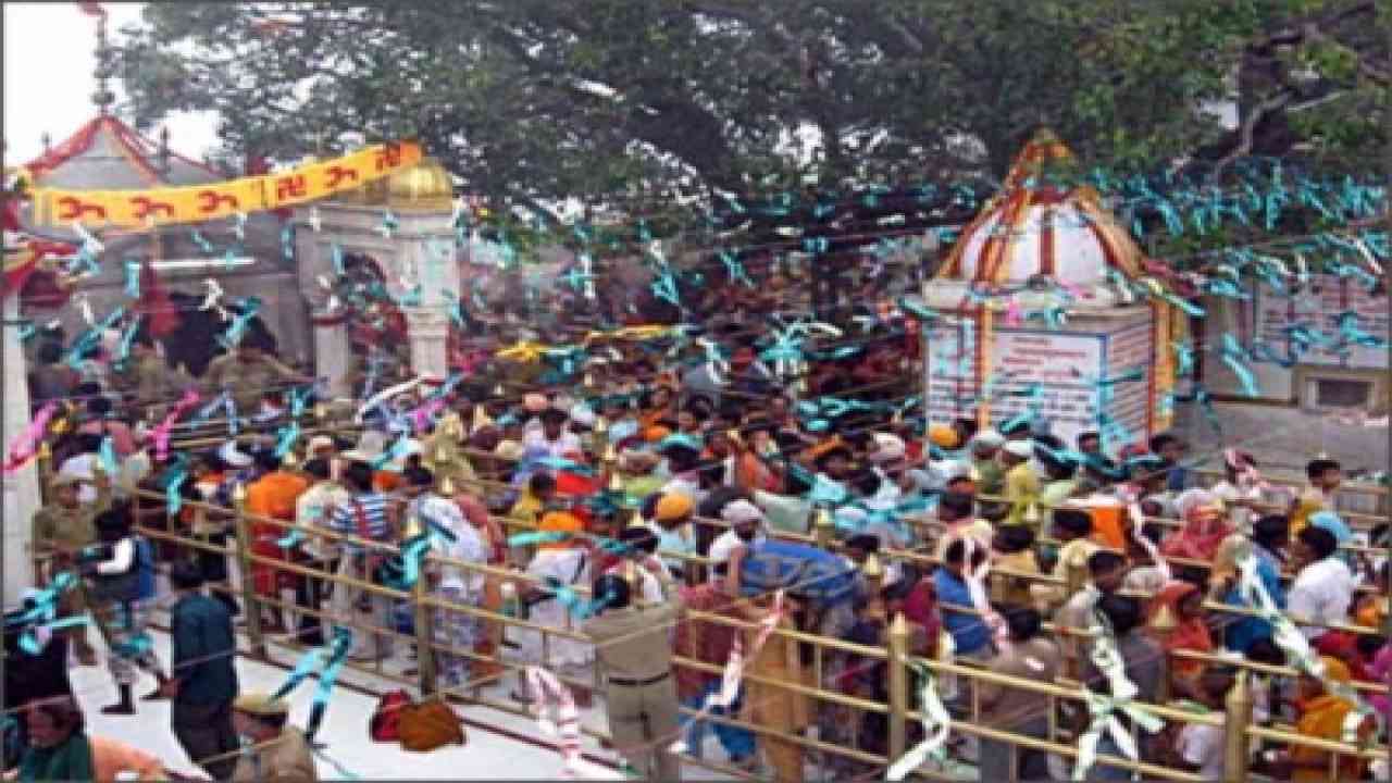 रविवार को श्री नैना देवी मंदिर में उमड़ा श्रद्धालुओं का सैलाब, दिखी भारी भीड़