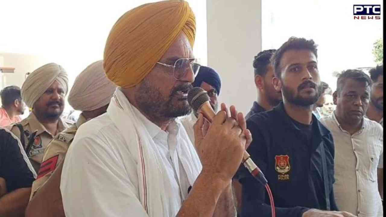 Punjab: Death threat to late Sidhu Moosewala's father Balkaur Singh