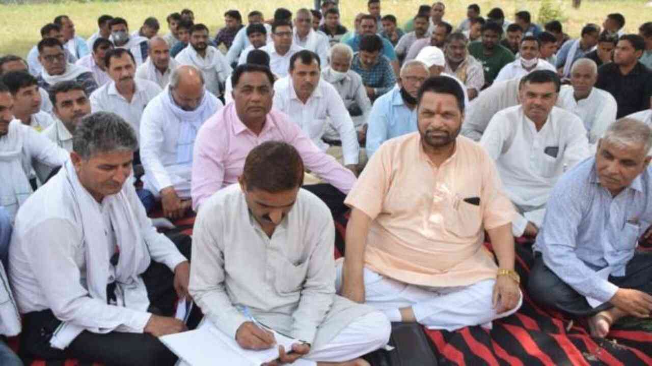 Sarpanch Movement: सरकार के साथ बैठक में नहीं बनी बात तो सरपंचों का आंदोलन होगा उग्र