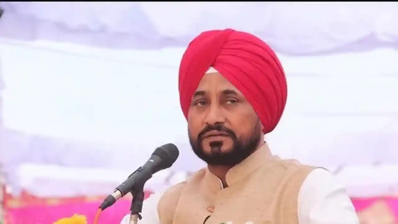 Former CM Charanjeet Singh Channi: ਸਾਬਕਾ ਸੀ.ਐਮ ਚੰਨੀ ਖਿਲਾਫ਼ ਲੁੱਕ-ਆਊਟ ਨੋਟਿਸ ਜਾਰੀ