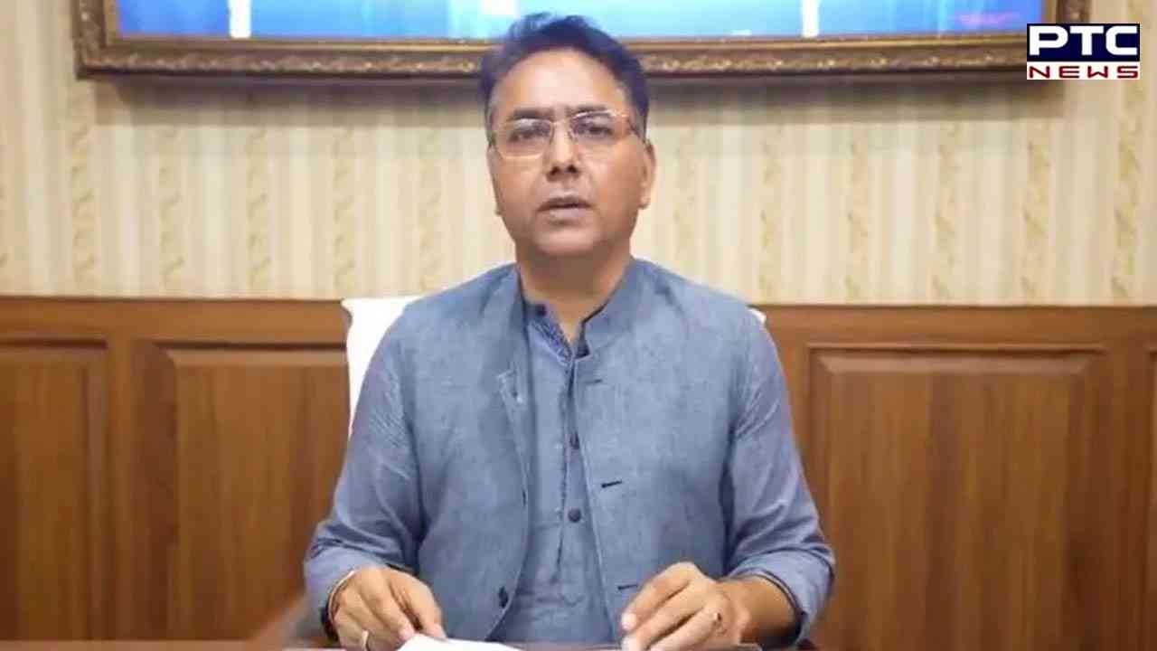 Show Cause Notice Issued: ਹਾਊਸਿੰਗ ਅਤੇ ਅਰਬਨ ਵਿਕਾਸ ਵਿਭਾਗ ਦੀ ਵੱਡੀ ਕਾਰਵਾਈ, 12 ਮੁਲਾਜ਼ਮਾਂ ਨੂੰ ਕਾਰਨ ਦੱਸੋ ਨੋਟਿਸ ਜਾਰੀ