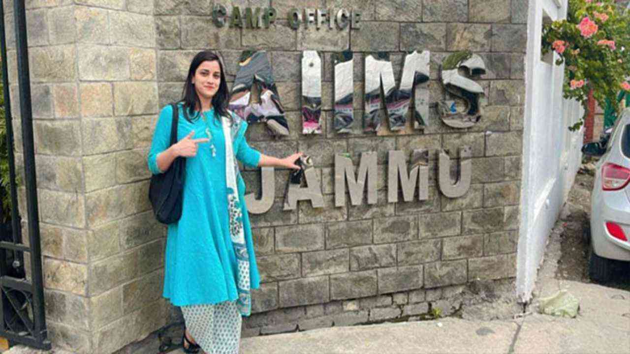 बिलासपुर की नैंसी शर्मा बनी नर्सिंग ऑफिसर, AIIMS जम्मू में देंगी अपनी सेवाएं