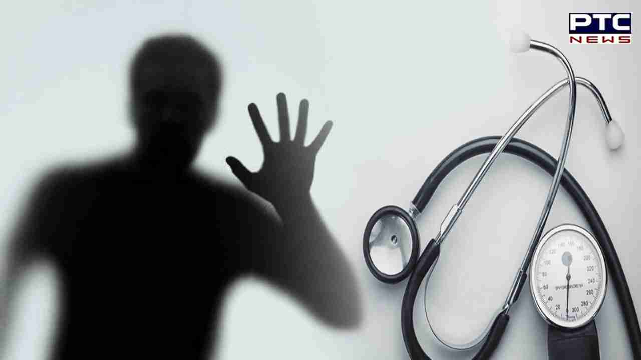 ਡਾਕਟਰ ਨੇ ਕੁੱਤਿਆਂ ਨੂੰ ਘਰ 'ਚ ਕੀਤਾ ਕੈਦ, ਕੁੱਤਿਆਂ ਨੂੰ ਪਏ ਕੀੜੇ, ਹਾਲਾਤ ਨਾਜ਼ਕ