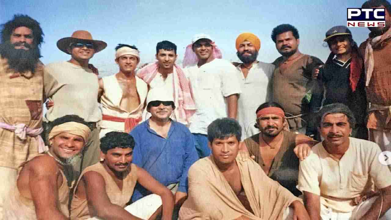 Aamir Khan's 'Lagaan' clocks 22 years; check vintage Behind The Scene images