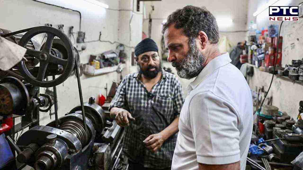 ਅਚਾਨਕ ਮਕੈਨਿਕ ਦੀ ਦੁਕਾਨ 'ਤੇ ਪਹੁੰਚੇ ਰਾਹੁਲ ਗਾਂਧੀ; ਸਕ੍ਰਿਊ ਡਰਾਈਵਰ ਲੈ ਸ਼ੁਰੂ ਕੀਤੀ ਬਾਈਕ ਦੀ ਮੁਰੰਮਤ
