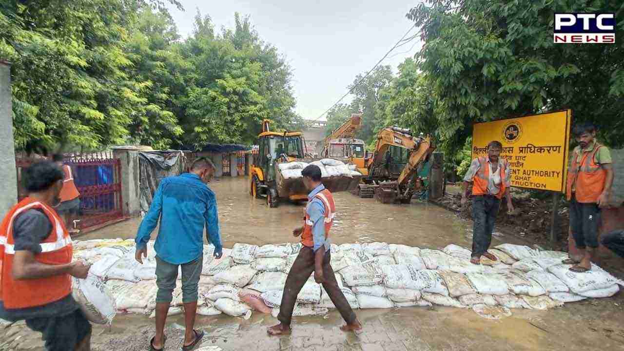 Delhi Floods: Restrictions On Entry Of Heavy Goods Vehicles Lifted As ...