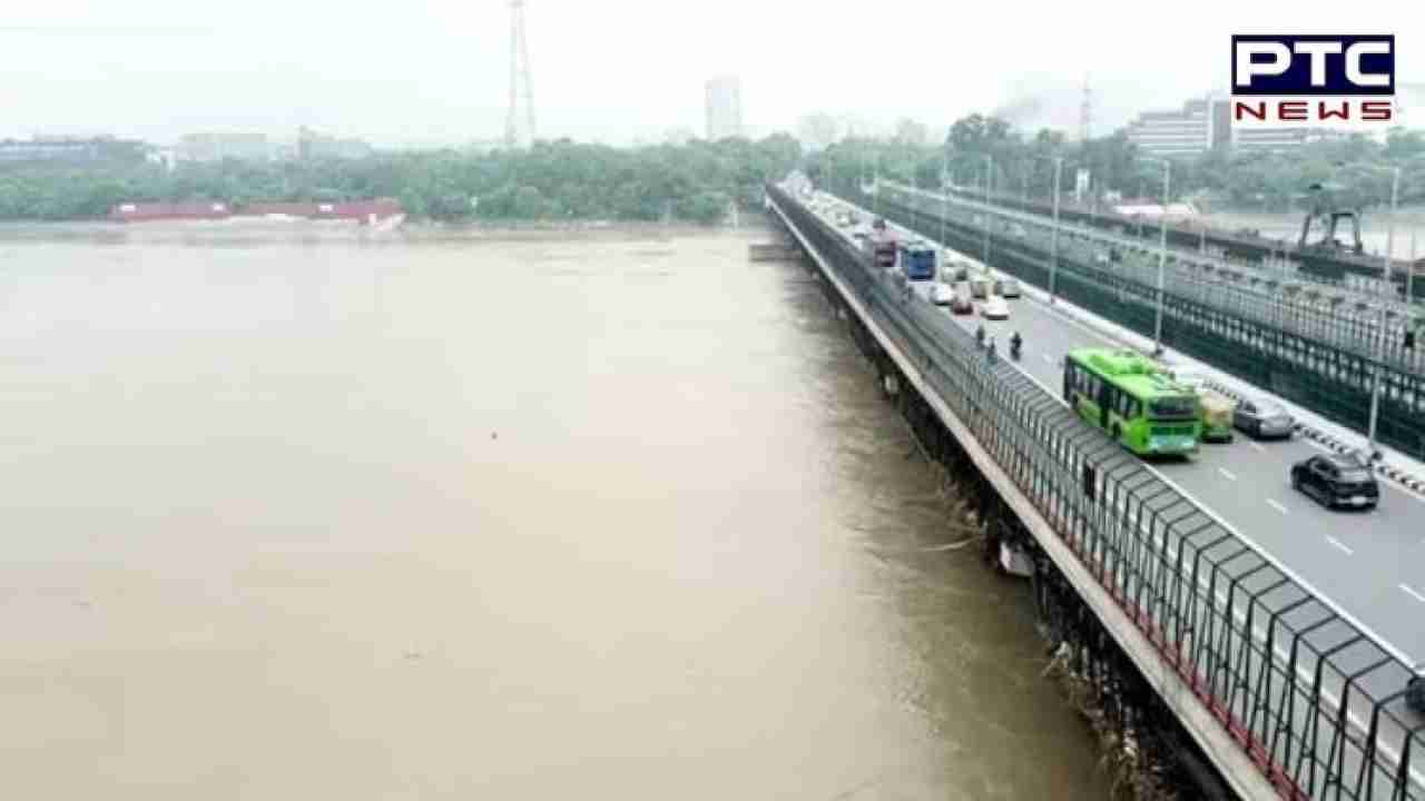 Yamuna Danger Mark: ਦਿੱਲੀ 'ਚ ਮੁੜ ਮੰਡਰਾਇਆ ਹੜ੍ਹ ਦਾ ਖ਼ਤਰਾ,  ਖਤਰੇ ਦੇ ਨਿਸ਼ਾਨ ਤੋਂ ਉਪਰ ਪਹੁੰਚਿਆ ਯਮੁਨਾ ਦਾ ਪਾਣੀ