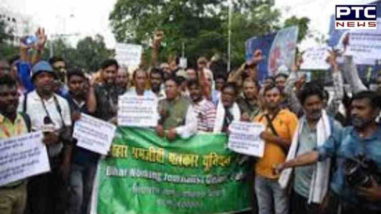 Bihar: Journalists protest in Patna after colleague's murder in Araria