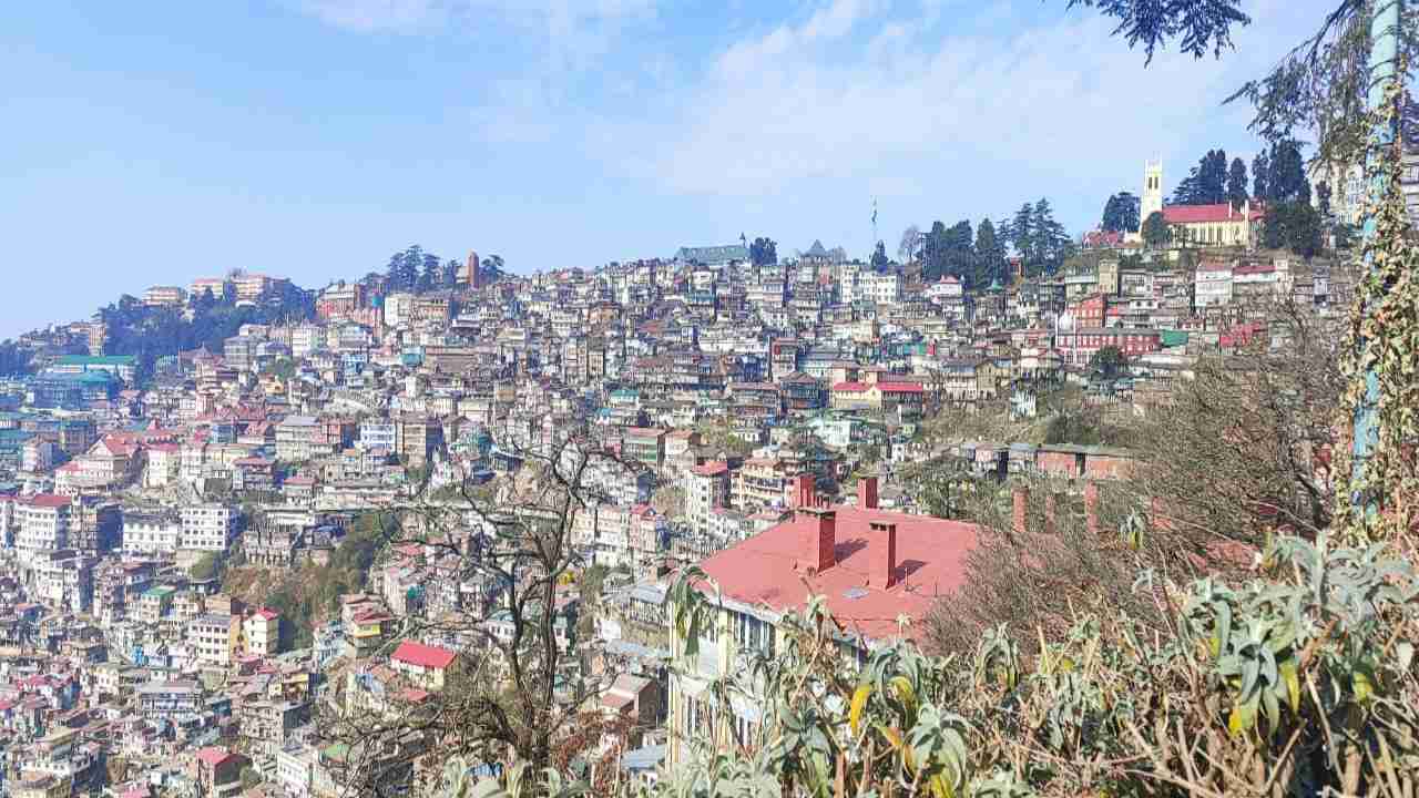 Himachal: दफ़्तरों के बोझ तले दब गई पर्यटन नगरी शिमला, क्यों नही शिफ़्ट किये जाते दफ़्तर शिमला से बाहर ?