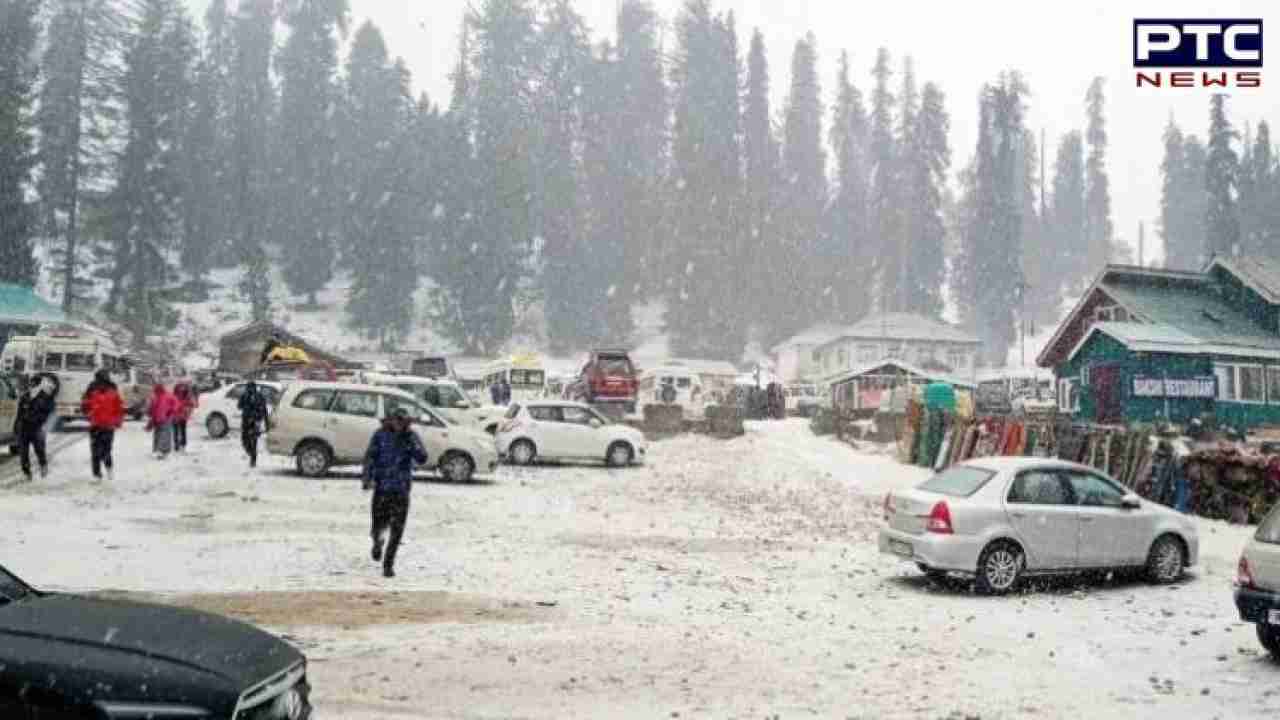 Kashmir's Long Dry Spell Ends: Season's First Snowfall Graces Gulmarg ...