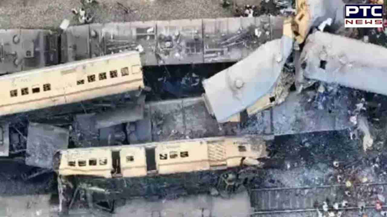 Andhra Pradesh Train Accident: ट्रेन हादसे में अब तक 13 लोगों की मौत,  50 से अधिक घायल, रेस्क्यू ऑपरेशन जारी