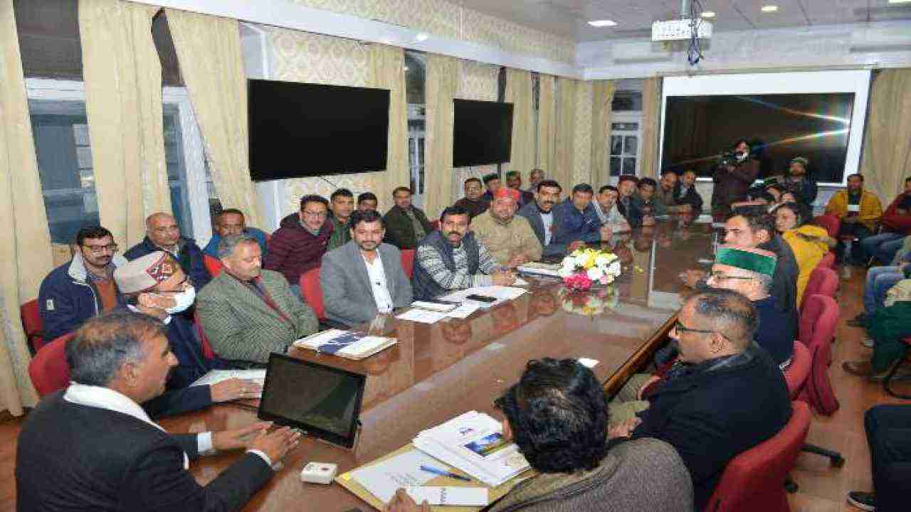 Himachal: सुक्खू सरकार का बड़ा फैसला, कोरोना काल में बने केस होंगे वापस, सैकड़ों लोगों को मिलेगी राहत