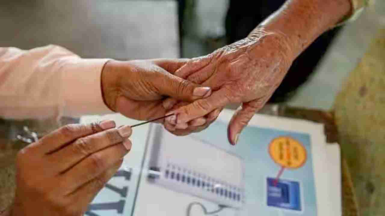 Rajasthan Assembly Election 2023: राजस्थान की 199 विधानसभा सीटों पर मतदान जारी, सुबह 9 बजे तक 9.77 फीसदी हुई वोटिंग