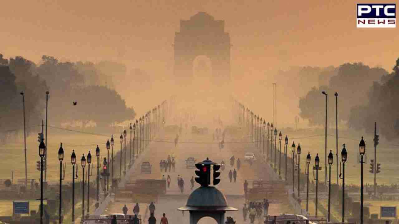 Air pollution: Delhi AQI deteriorates to ‘severe’ category, crosses 400-mark; primary schools shut | IN 10 POINTS