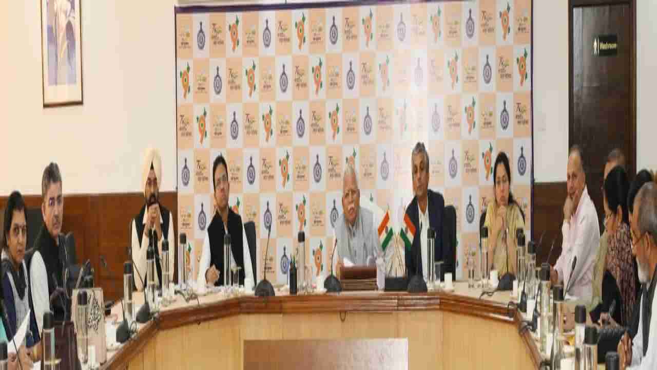 हरियाणा बनेगा जीरो ड्रॉप-आउट राज्य, मुख्यमंत्री मनोहर लाल ने शिक्षा अधिकारियों को दिये ये निर्देश