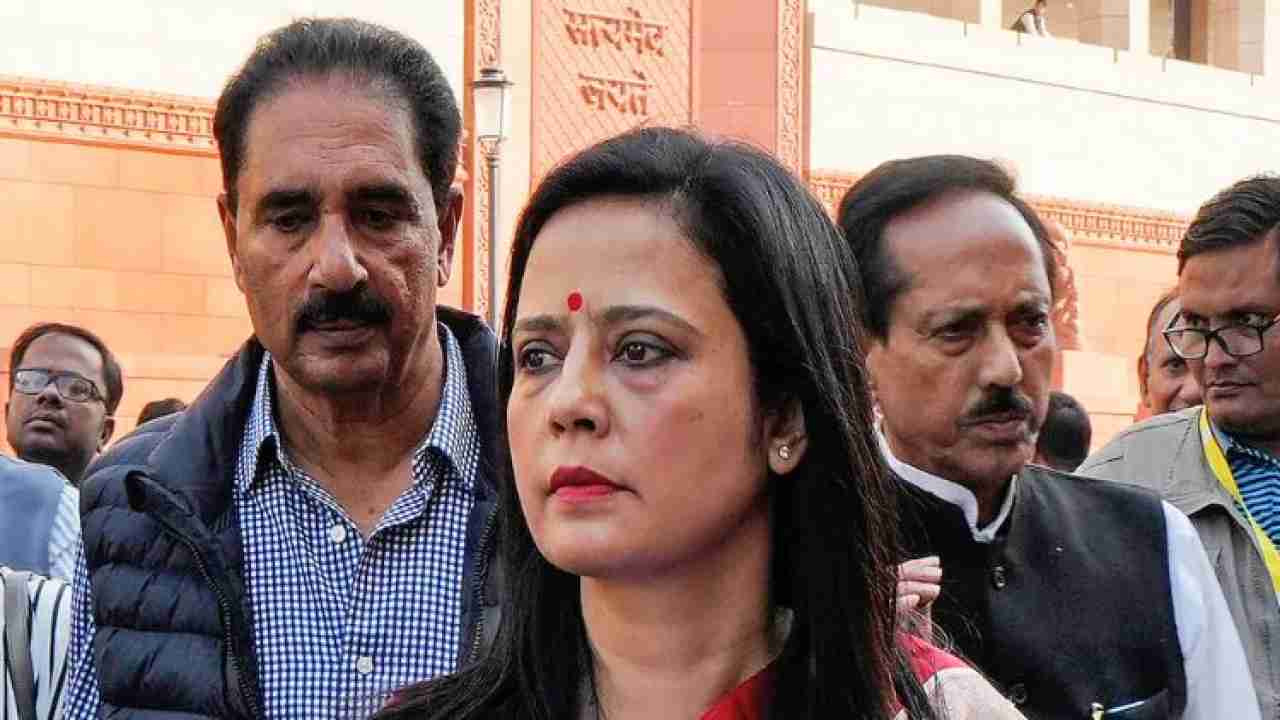Cash-for-query row: TMC leader Mahua Moitra moves to Supreme Court, challenge Lok Sabha expulsion