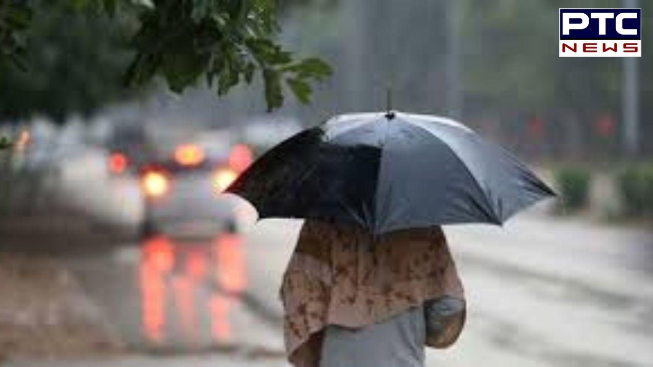 Chandigarh Weather: ਚੰਡੀਗੜ੍ਹ 'ਚ ਬਦਲਿਆ ਮੌਸਮ, ਭਾਰੀ ਮੀਂਹ ਕਾਰਨ ਡਿੱਗਿਆ ਪਾਰਾ