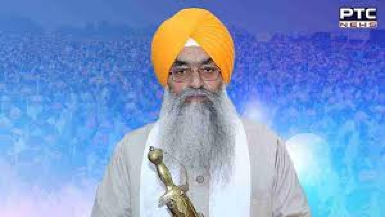 ਰੁਮਾਲਾ ਸਾਹਿਬ ਭੇਂਟ ਕਰਨ ’ਤੇ ਜਥੇਦਾਰ ਸਾਹਿਬ ਗਿਆਨੀ ਰਘਬੀਰ ਸਿੰਘ ਨੇ ਦਿੱਤੇ ਇਹ ਨਿਰਦੇਸ਼