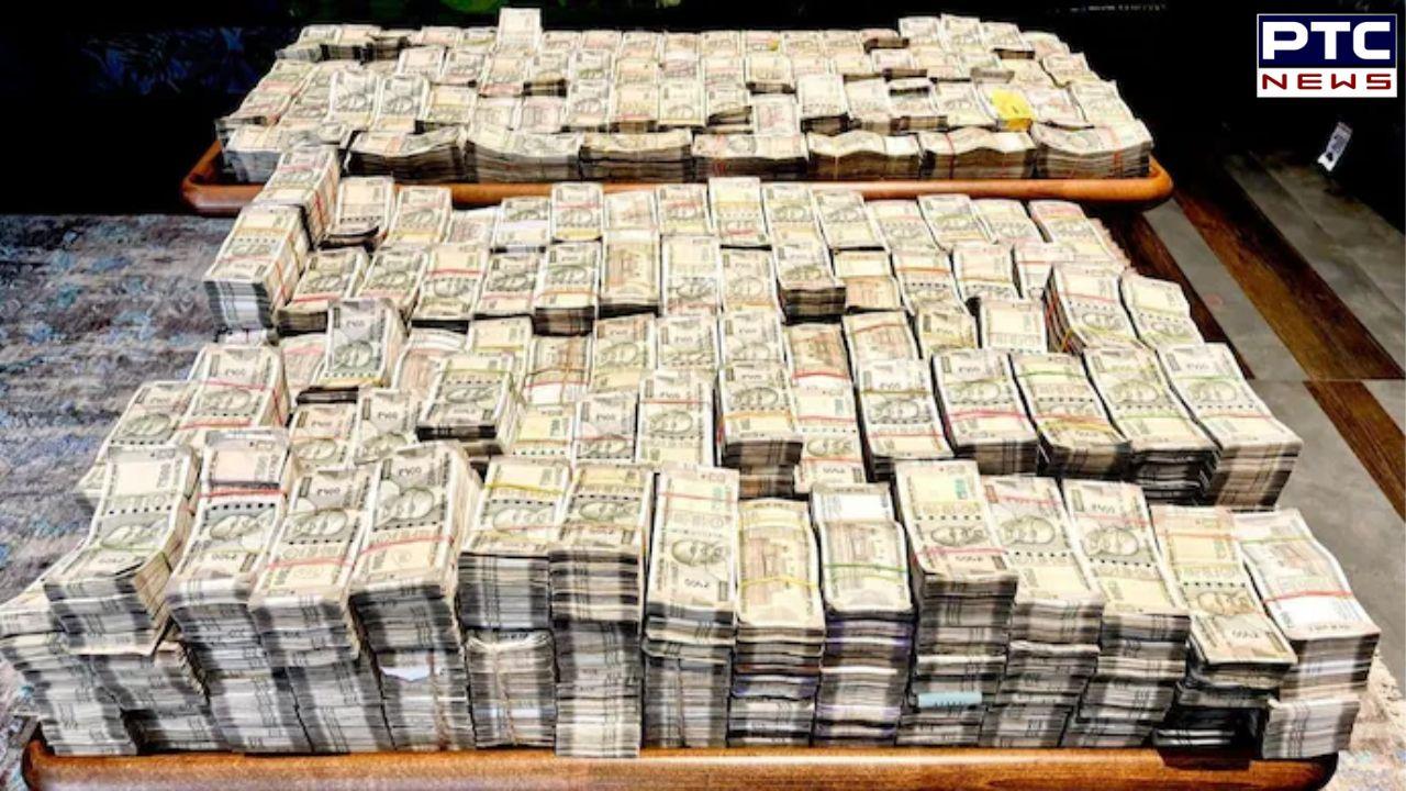 Cash worth Rs 26 crore was recovered during tax raids at Surana Jewellers in Nashik