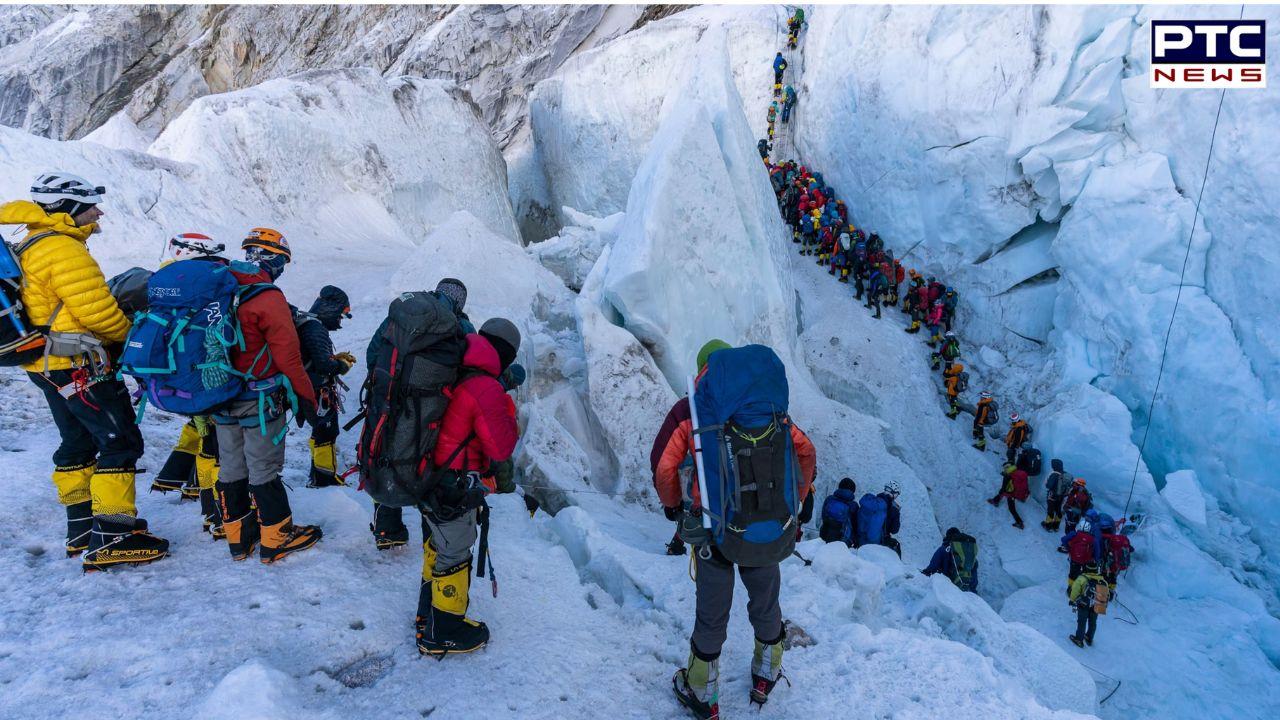 Another Indian mountaineer dies during Mount Everest climbing season; video captures 'traffic jam' of climbers | Watch
