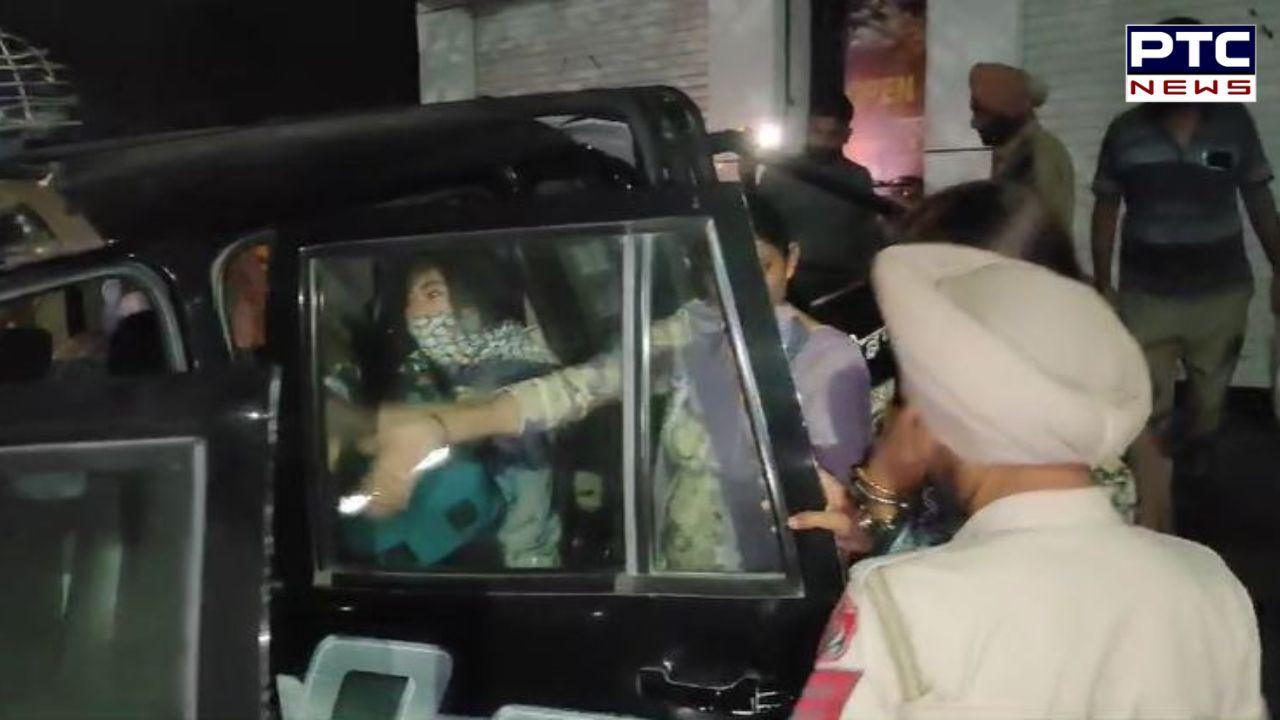 Bathinda News : Spa ਸੈਂਟਰ ਦੀ ਆੜ 'ਚ ਚੱਲ ਰਿਹਾ ਸੀ ਧੰਦਾ, 4 ਵਿਦੇਸ਼ੀ ਕੁੜੀਆਂ ਸਣੇ 8 ਅੜਿੱਕੇ