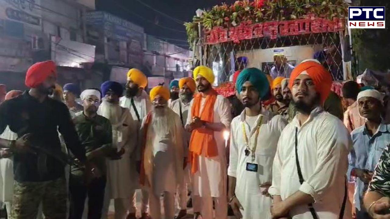 ਗੁਰੂ ਨਾਨਕ ਦੇਵ ਜੀ ਦੇ ਵਿਆਹ ਪੁਰਬ ਨੂੰ ਸਮਰਪਤ ਨਗਰ ਕੀਰਤਨ ਦਾ ਬਟਾਲਾ ਪੁੱਜਣ 'ਤੇ ਭਰਵਾਂ ਸਵਾਗਤ, ਦੇਖੋ ਮਨਮੋਹਕ ਤਸਵੀਰਾਂ
