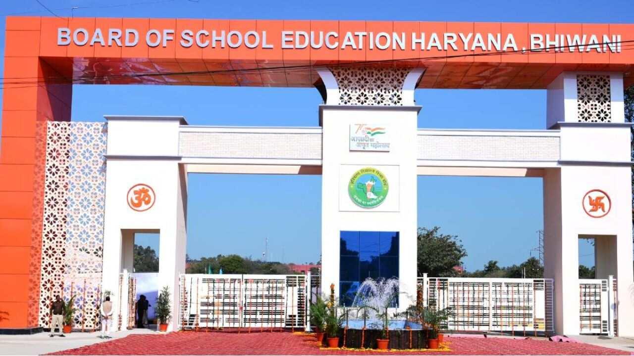 Haryana: 2011 बैच के HCS अधिकारी अजय चोपड़ा बने हरियाणा स्कूल शिक्षा बोर्ड के नए सचिव, जिला परिषद CEO का काम भी देखेंगे