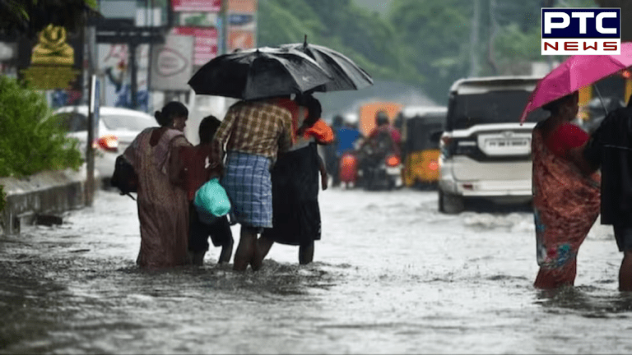 Chennai batters heavy rains, school colleges shut